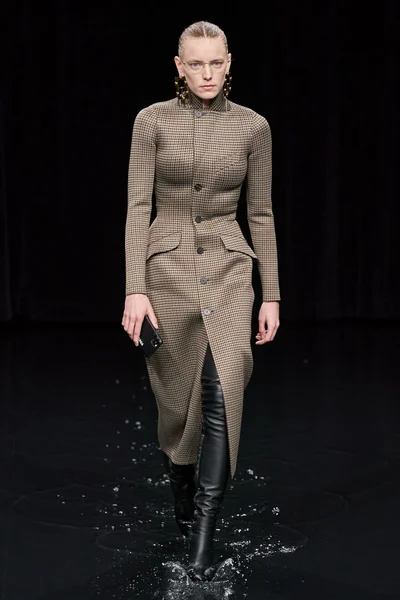 Look 59
